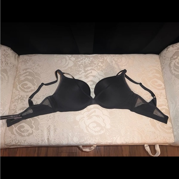VICTORIAS SECRET VERY SEXY BRA 32D BLACK STRAPPY LACE OVERLAY SATIN ACCENTS - Picture 3 of 7